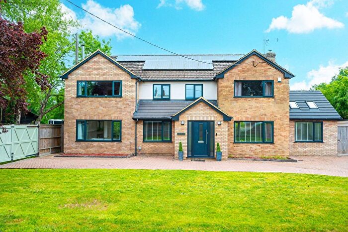 5 Bedroom Detached House To Rent In Guildford Road, Normandy, Guildford, GU3