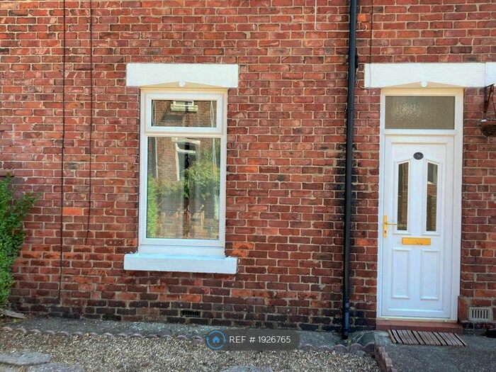 2 Bedroom Flat To Rent In East View Avenue, Cramlington, NE23