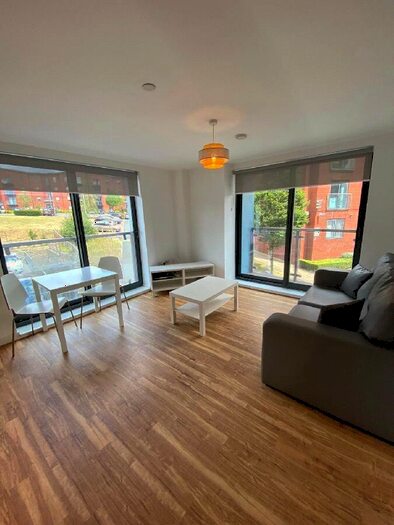 2 Bedroom Flat To Rent In Aire, Cross Green Lane, LS9