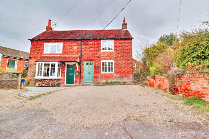 2 Bedroom Semi-Detached House To Rent In Loosley Hill, Loosley Row, Princes Risborough, Buckinghamshire, HP27