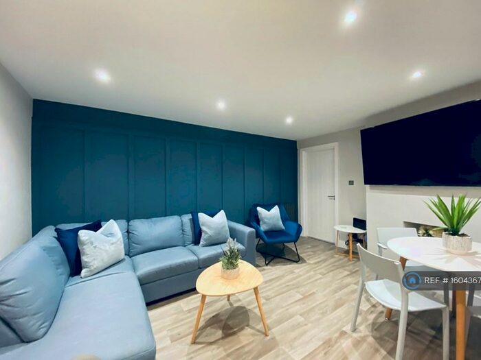 6 Bedroom End Of Terrace House To Rent In Wedgwood Road, Bath, BA2