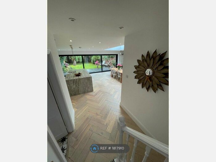 4 Bedroom Detached House To Rent In The Common, Dunsfold, Godalming, GU8