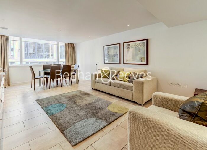 2 Bedroom Flat To Rent In Young Street, Kensington, W8