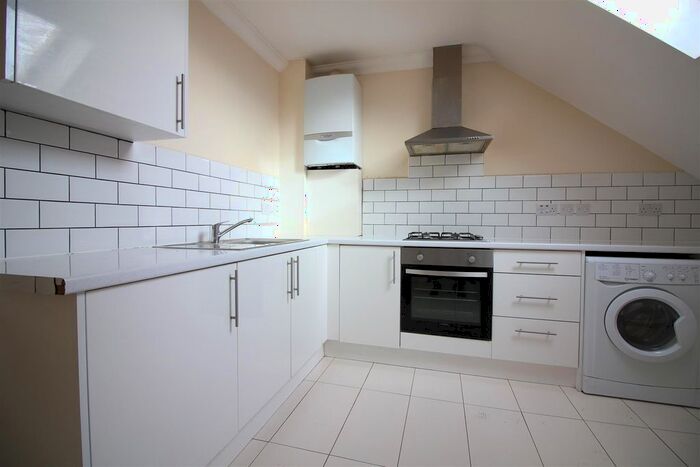 2 Bedroom Flat To Rent In Bennetts Yard, High Street, Uxbridge, UB8