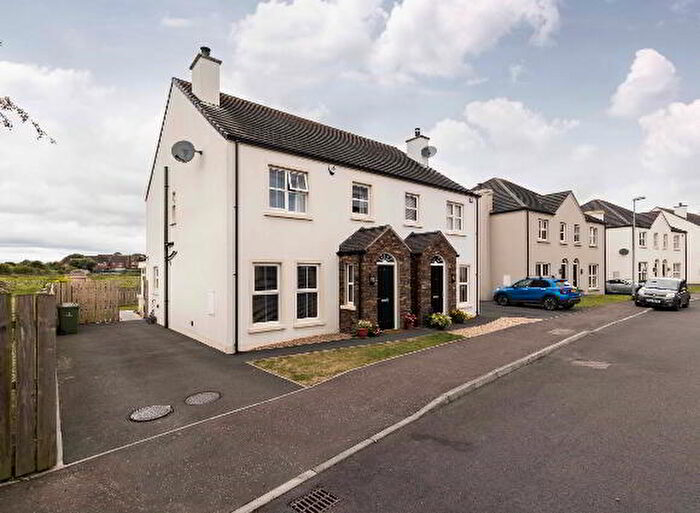 3 Bedroom Semi-Detached House For Sale In Chancellors Court, Dromore, BT25