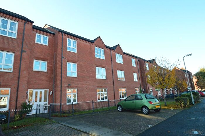 2 Bedroom Flat To Rent In Congreve Way, Stratford-Upon-Avon, Warwickshire, CV37