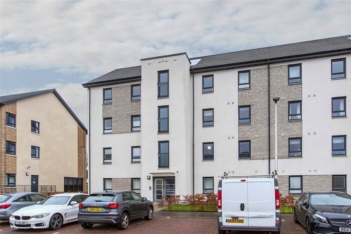 2 Bedroom Flat To Rent In South Gyle Broadway, South Gyle, Edinburgh, EH12
