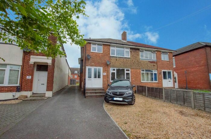 1 Bedroom Flat To Rent In Leigh Road, Eastleigh, SO50