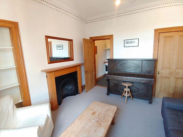 2 Bedroom Terraced House To Rent In West Montgomery Place, Edinburgh, EH7