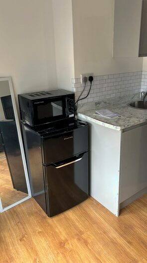 Studio To Rent In Floyd Road, London, SE7