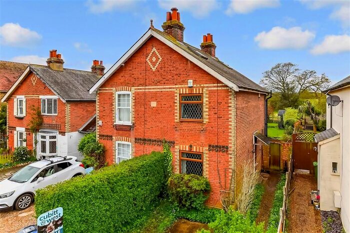 2 Bedroom Semi-Detached House For Sale In Leatherhead Road, Chessington, Surrey, KT9