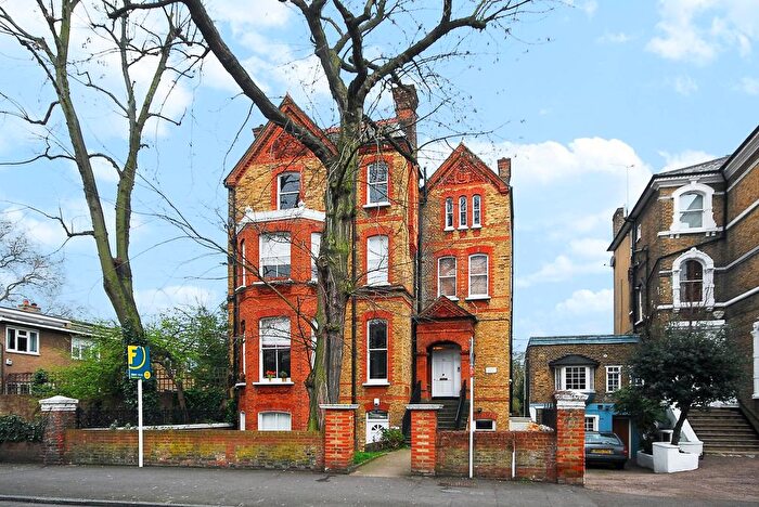 1 Bedroom Flat To Rent In Macaulay Road, Clapham, London, SW4