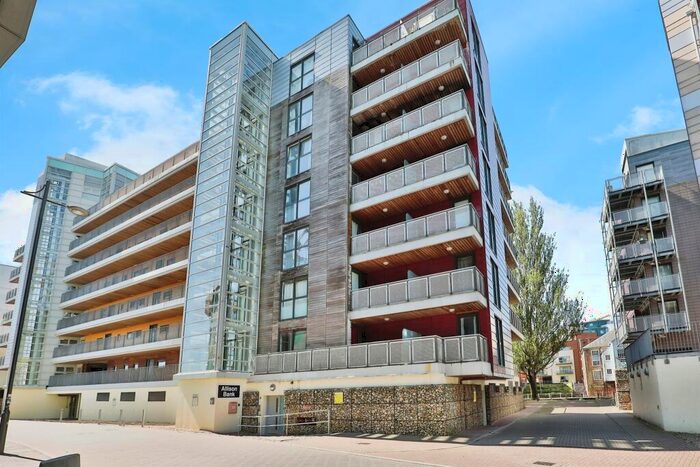 1 Bedroom Apartment To Rent In Geoffrey Watling Way, Norwich, NR1