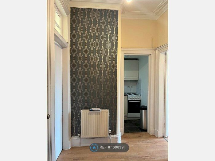 2 Bedroom Flat To Rent In Ingleby Drive, Glasgow, G31