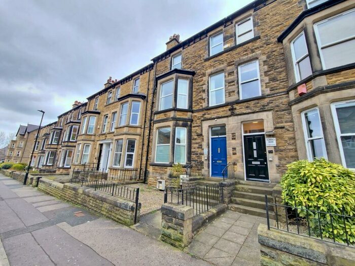 2 Bedroom Flat To Rent In Haywra Street, Harrogate, HG1