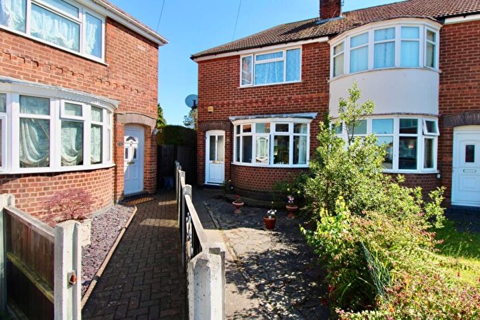 3 Bedroom Semi-Detached House For Sale In Abbeycourt Road, Leicester, Leicestershire, LE4