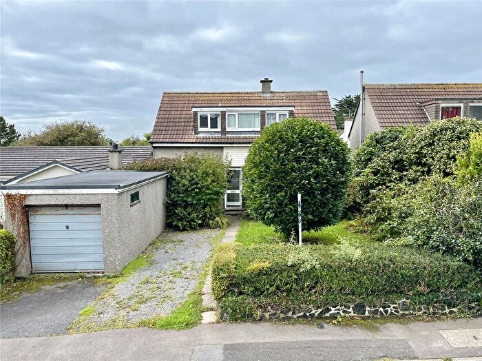 4 Bedroom Detached House For Sale In Tenderah Road, Helston, Cornwall, TR13