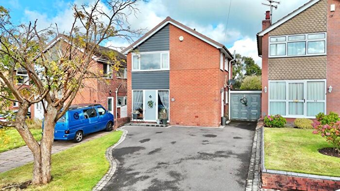 3 Bedroom Detached House For Sale In High View Road, Endon, ST9
