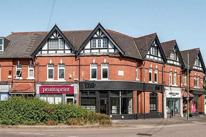 3 Bedroom Apartment To Rent In Station Road, Knowle, B93