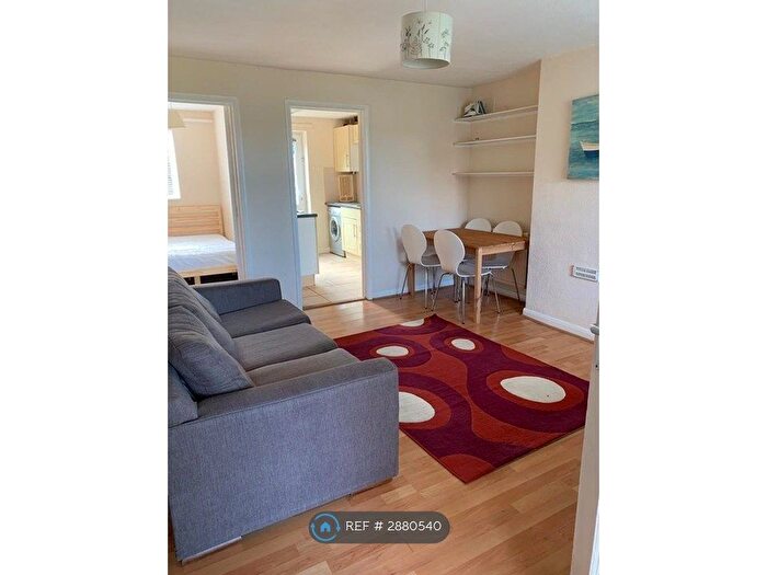 4 Bedroom Terraced House To Rent In Bramshaw Road, Canterbury, CT2