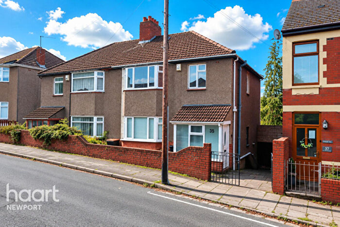 3 Bedroom Semi-Detached House For Sale In St Johns Road, Newport, NP19
