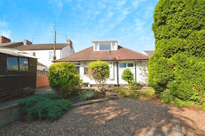 3 Bedroom Bungalow For Sale In Lynncroft, Eastwood, Nottingham, NG16