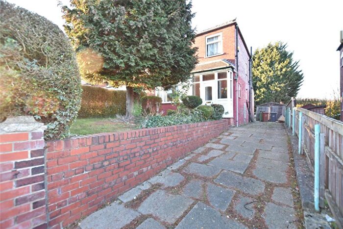 3 Bedroom Semi Detached House For Sale In Brander Road, Leeds, West Yorkshire, LS9