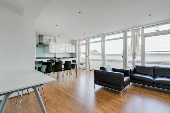 2 Bedroom Flat To Rent In Nevern Place, Earls Court, London, SW5