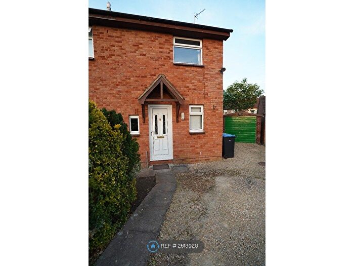 2 Bedroom Semi-Detached House To Rent In Maitland Close, Chippenham, SN15