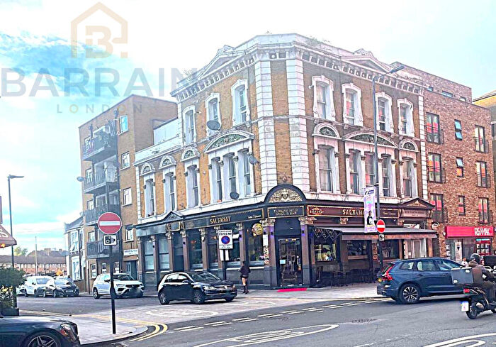 2 Bedroom Flat To Rent In Canning Town, London, E16