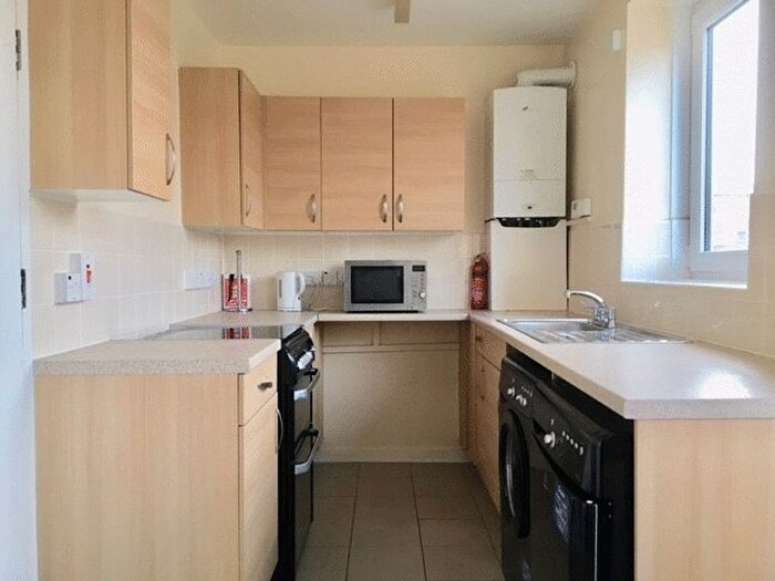 1 Bedroom Flat To Rent In Jessam Avenue, Upper Clapton, London, E5
