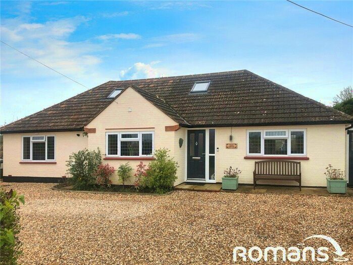 3 Bedroom Detached House For Sale In Forest Green Road, Holyport, Maidenhead, SL6