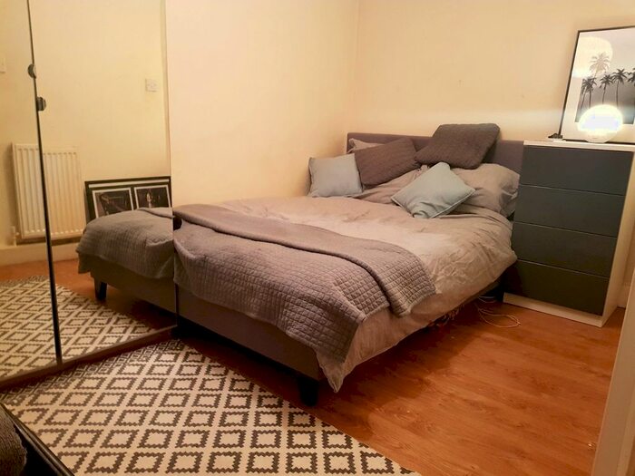 1 Bedroom Flat To Rent In Edith Villas, London, W14