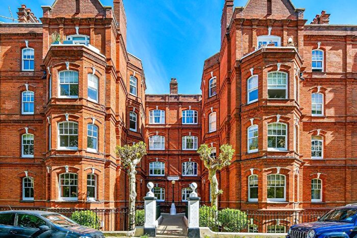 1 Bedroom Flat To Rent In Queen's Club Gardens, West Kensington, W14