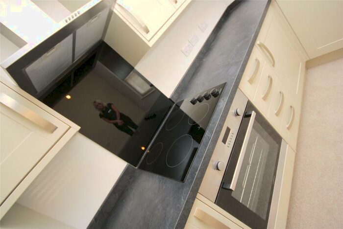 2 Bedroom Flat To Rent In Prestongate, Hessle, East Yorkshire, HU13