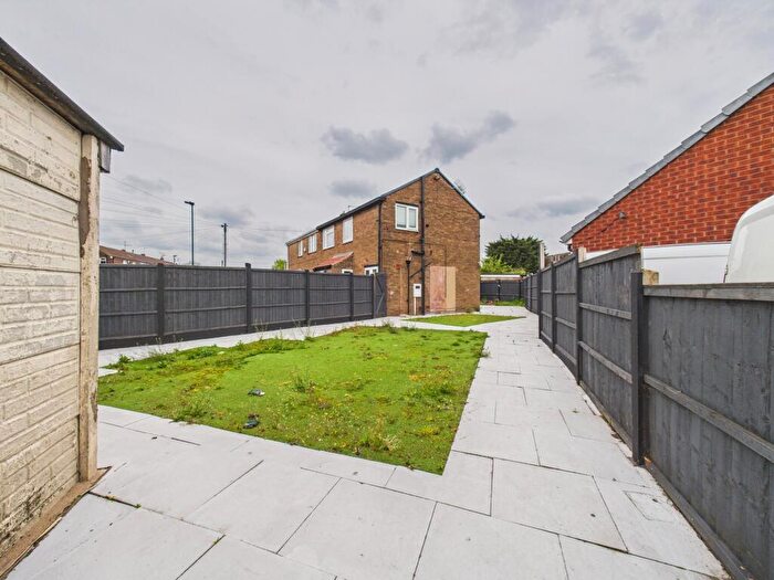 3 Bedroom Semi-Detached House For Sale In Whitehurst Street, Allenton, DE24