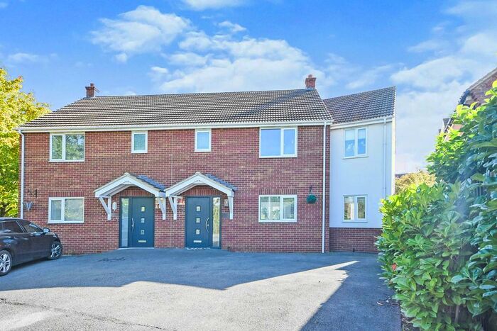 4 Bedroom Semi-Detached House For Sale In Church Road, West Hanningfield, Chelmsford, CM2