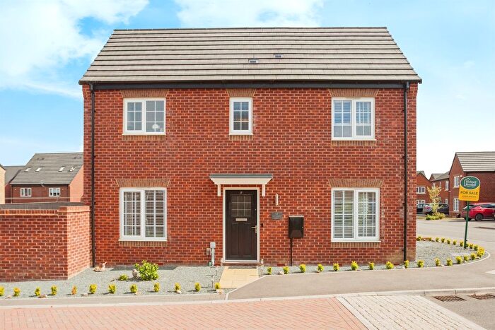 3 Bedroom Semi-Detached House For Sale In Hawthorne Street, Normanton, WF6