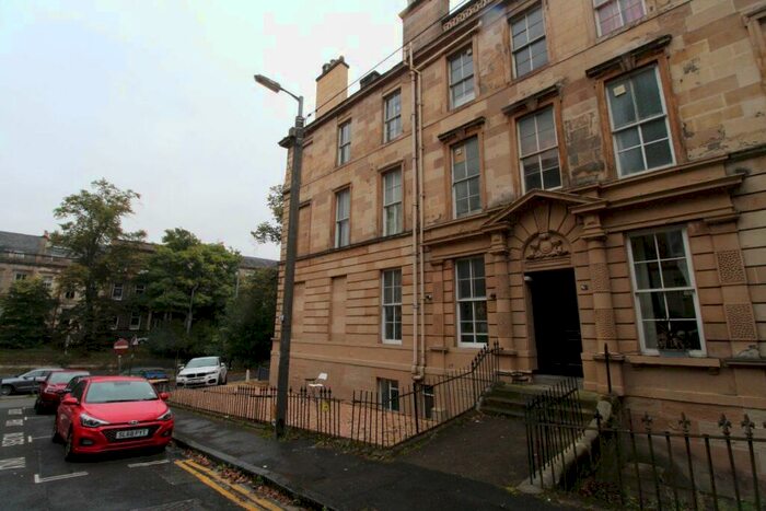 4 Bedroom Flat To Rent In Southpark Avenue, Glasgow, G12