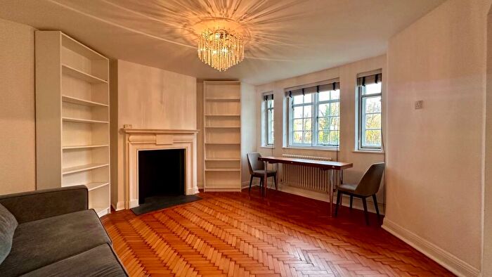 2 Bedroom Apartment To Rent In Lyttelton Road, London, N2