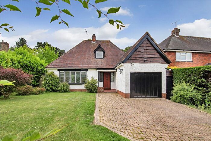 3 Bedroom Detached House For Sale In Dornden Drive, Langton Green, Tunbridge Wells, Kent, TN3