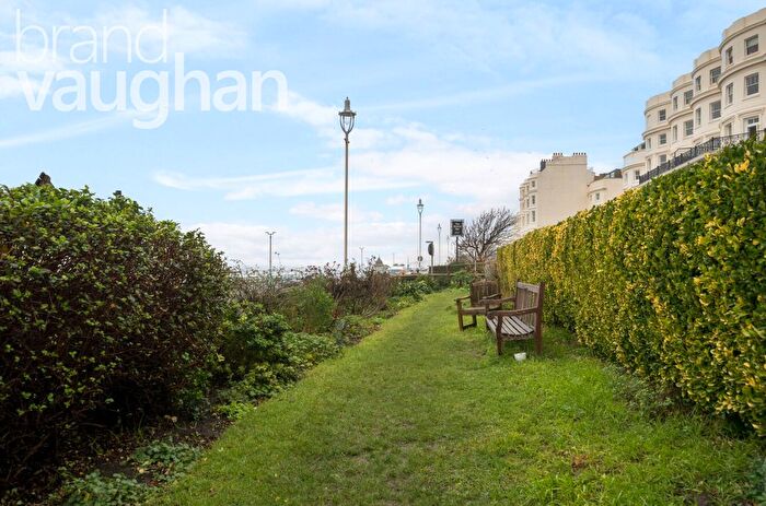 Studio To Rent In Eastern Terrace, Brighton, East Sussex, BN2