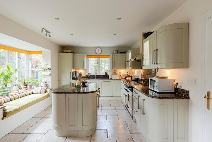 4 Bedroom Detached House For Sale In Harry Stoke Road, Stoke Gifford, Bristol, BS34