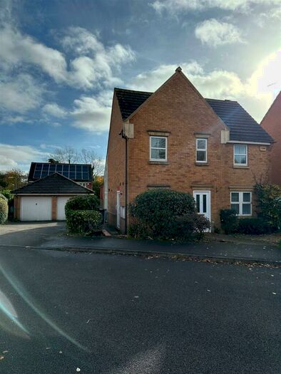 3 Bedroom House To Rent In St. Birstan Gardens, Andover, SP10
