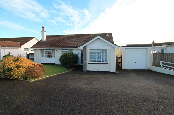 3 Bedroom Detached Bungalow For Sale In Tower Park, Pelynt, PL13