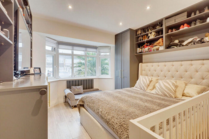 2 Bedroom Semi-Detached Bungalow For Sale In St. Clements Road, Benfleet, SS7