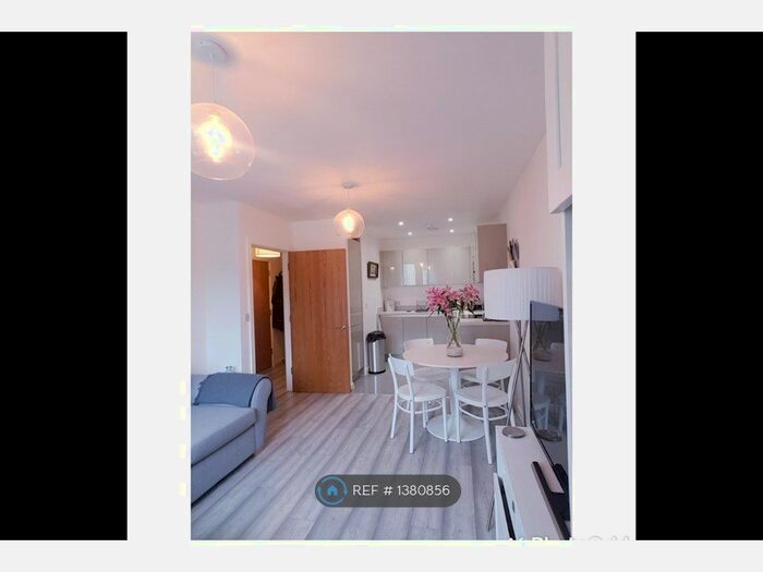 1 Bedroom Flat To Rent In Ferry Court, Cardiff, CF11