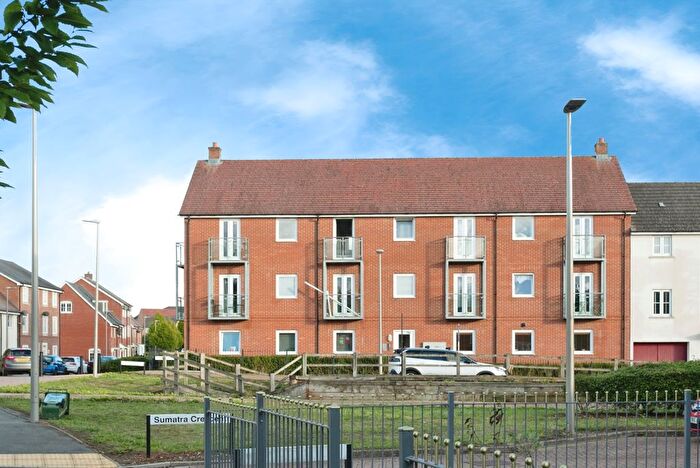 2 Bedroom Flat For Sale In Tobago Drive, Newton Leys, Bletchley, Milton Keynes, MK3