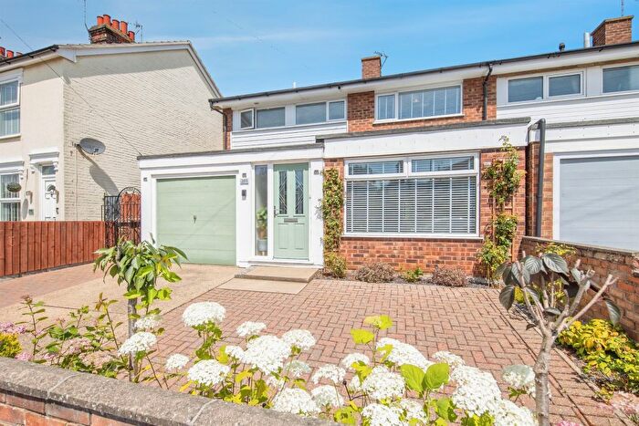 3 Bedroom Semi Detached House For Sale In Nacton Road, Ipswich, IP3