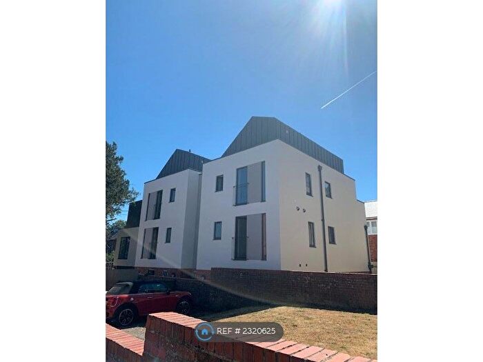 1 Bedroom Flat To Rent In Alder House, Buckingham, MK18